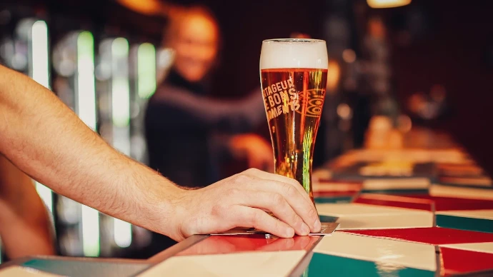 Bières artisanales Grenoble : Large choix de bières artisanales à V and B Grenoble