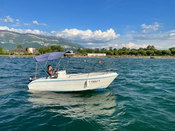 Location bateaux sur le Lac du Bourget